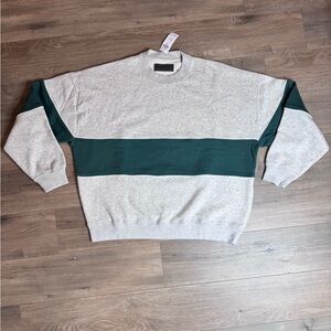 NWT Abercrombie & Fitch Gray and Green Stripe Sweatshirt Men’s Large